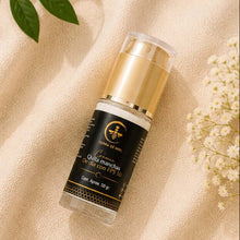 Cargar imagen en el visor de la galería, Crema de día para manchas con FPS 50 en envase elegante, ideal para proteger la piel del sol y reducir manchas.